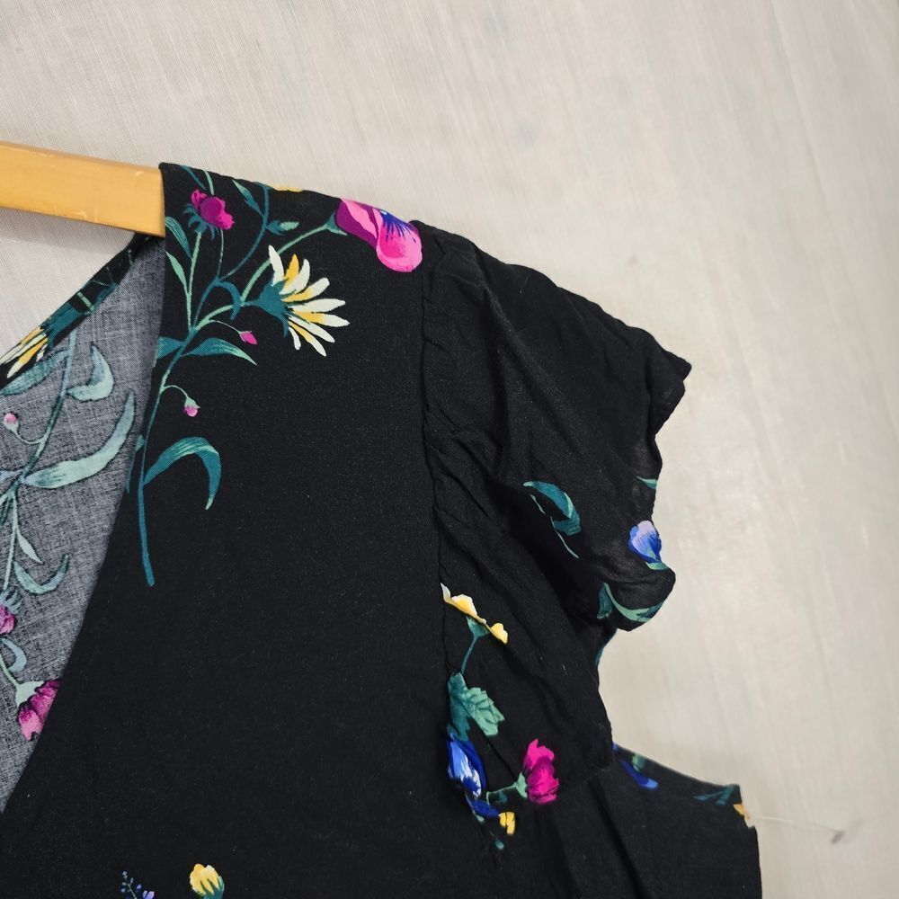 Old Navy Black Floral Blouse - Picture 4 of 8